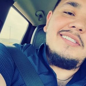 Meet your Posher, Moises